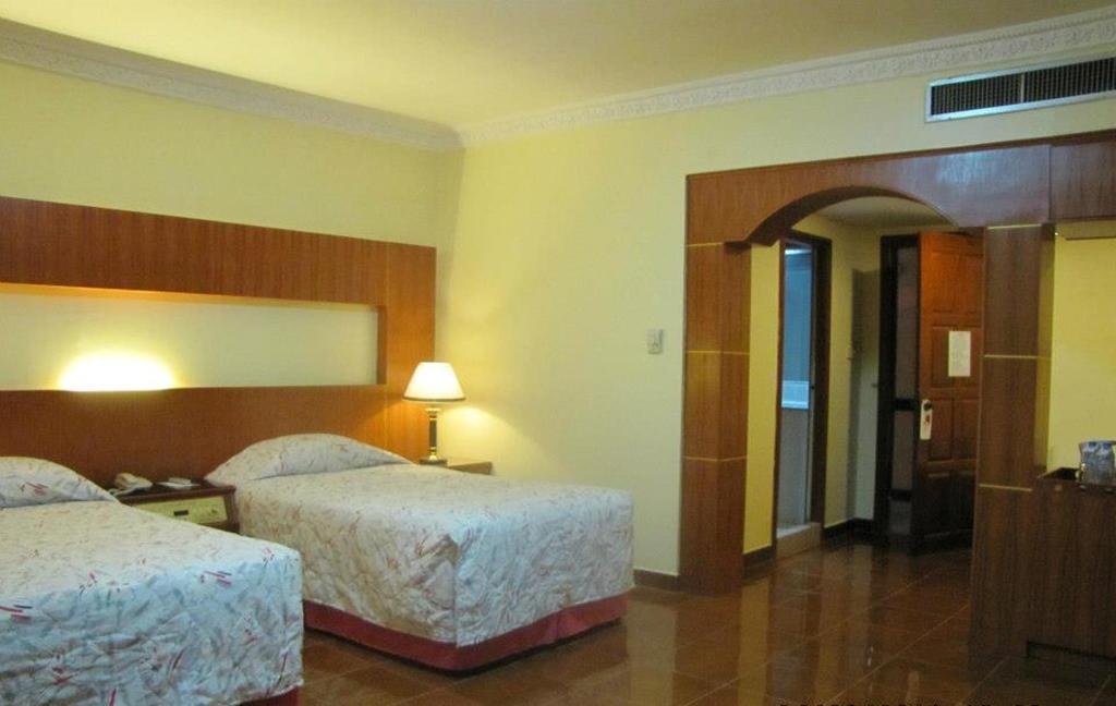 New York Hotel Phnom Penh Bilik gambar